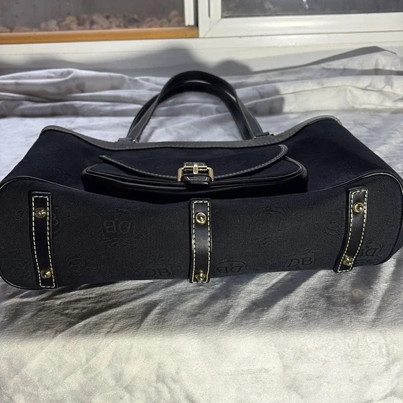 Dooney & Bourke Tote Bag - Picture 3 of 12